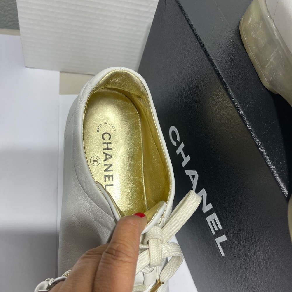 Chanel White Shoes size 8 comes with box and dust bags. - Picture 10 of 12